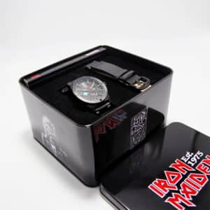 relogio iron maiden 15