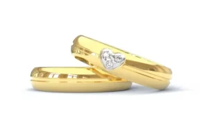 aliancas finas de casamento Alianca de Ouro 18K Abaulada Lisa com Friso Fosco e Coracao com Brilhantes AS2221 edited