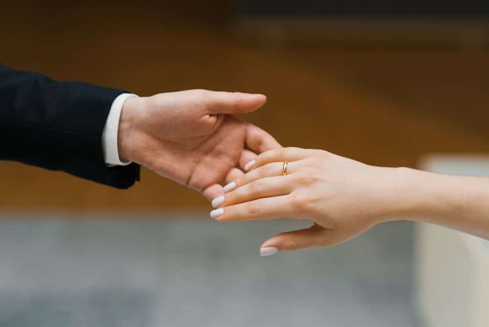 Blog Casa das Alianças | Dicas de aliança, joias, relógios e mais! 10 alianca precisa combinar 1