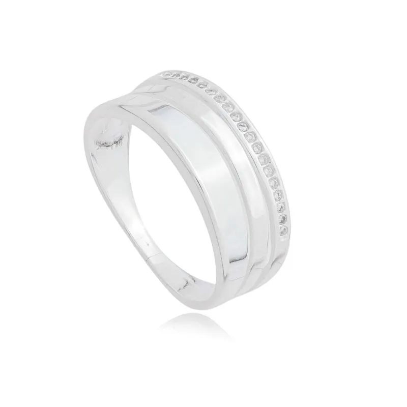 O Diabo Veste Prada 2: As Joias e Relógios que Estão Dominando a Moda em 2026 11 Anel de Prata Largo 2 Fios Vazados Polidos e Cravejado com Zirconias AN24912