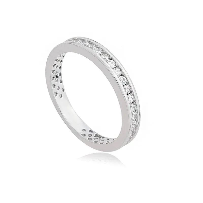 Presentes para mãe da noiva: ideias elegantes e com significado 23 Anel de Prata Reto Cravejado com Zirconias Brancas e Acabamento em Rodio AN23248