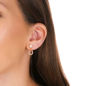 Brinco de Prata com Banho Perola com Gota Pendula de Zirconias BR21528 1