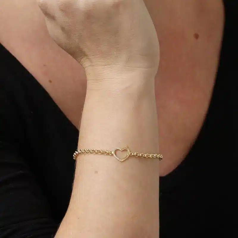 Presentes para mãe da noiva: ideias elegantes e com significado 7 Pulseira em Ouro 18K Elo Portugues 19 cm Coracao e Pedras de Zirconias PS20267 1